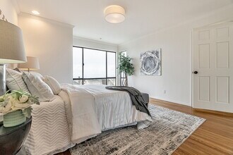 1095 Pacheco St in San Francisco, CA - Building Photo - Building Photo
