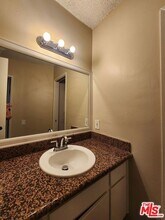 456 S Harvard Blvd in Los Angeles, CA - Building Photo - Building Photo