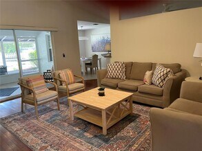 1012 Laurel Ave in Venice, FL - Building Photo - Building Photo