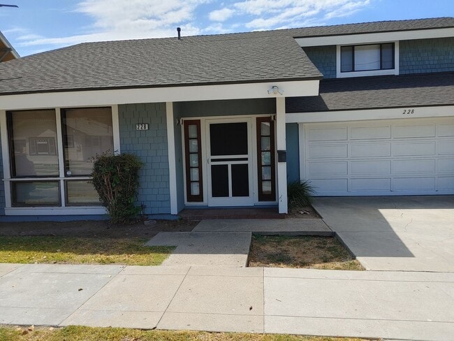 property at 404 S Grand St