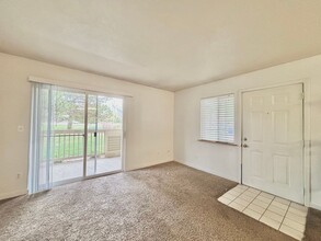 1225 W Prospect Rd in Fort Collins, CO - Building Photo - Building Photo