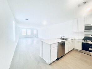 3035 Mallorca Dr in Conroe, TX - Building Photo - Building Photo