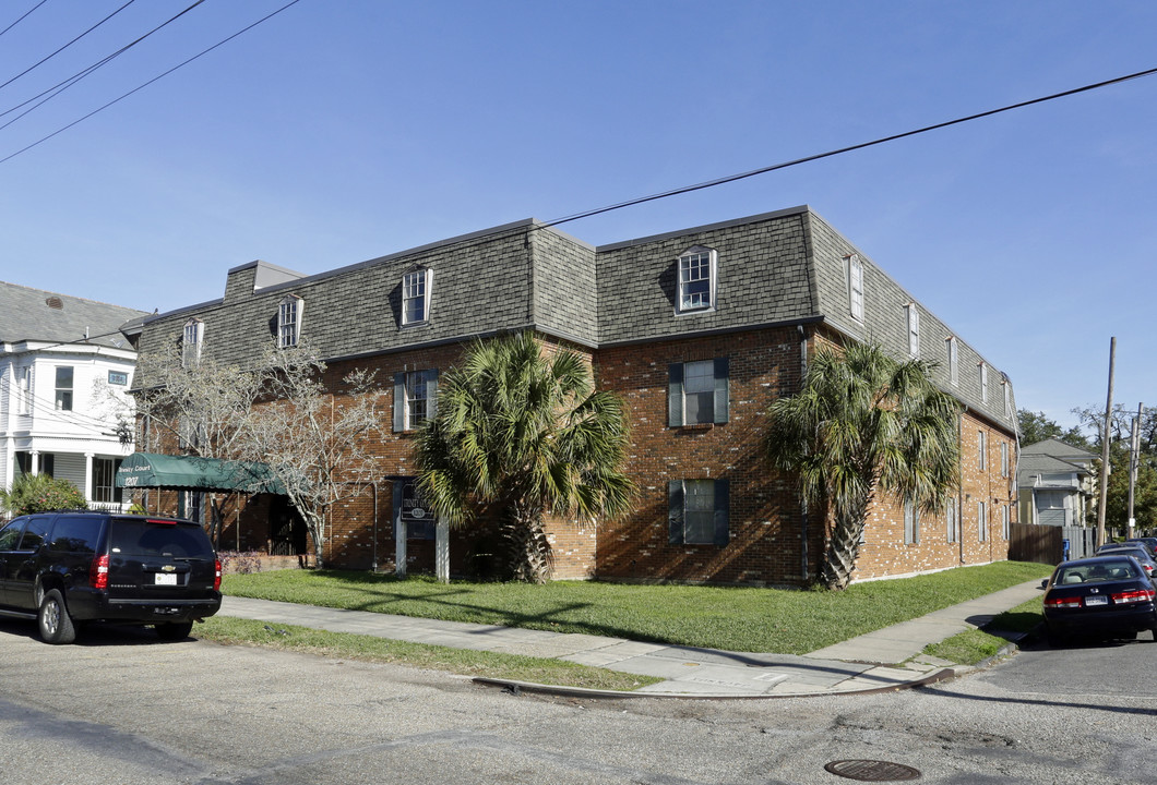 Trinity Court in New Orleans, LA - Building Photo