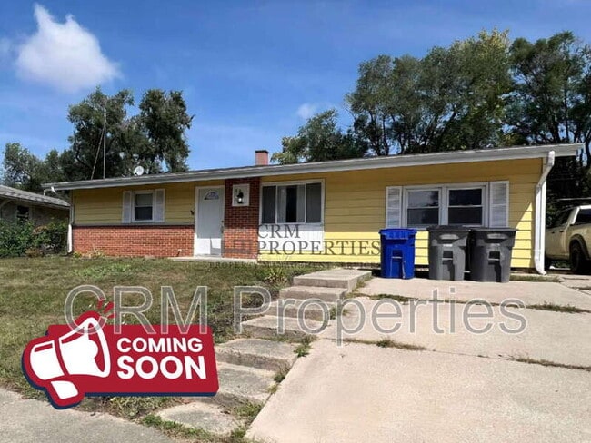 property at 806 Maumee Dr