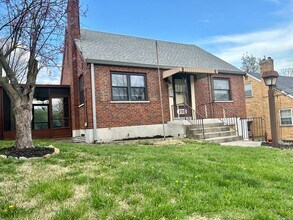 2722 Barthas Pl in Cincinnati, OH - Building Photo - Building Photo