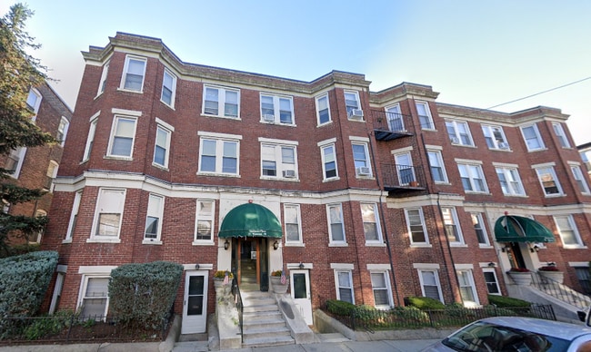 5 Barrows St, Unit 4A