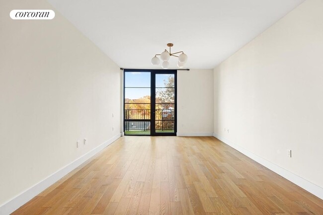 264 Webster Ave in Brooklyn, NY - Building Photo - Building Photo