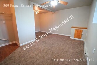 209 Front St in Irwin, PA - Building Photo - Building Photo
