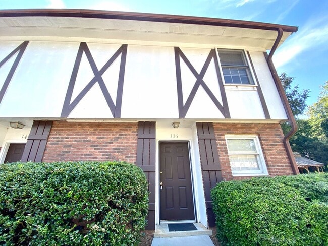 property at 1108 Tiger Blvd
