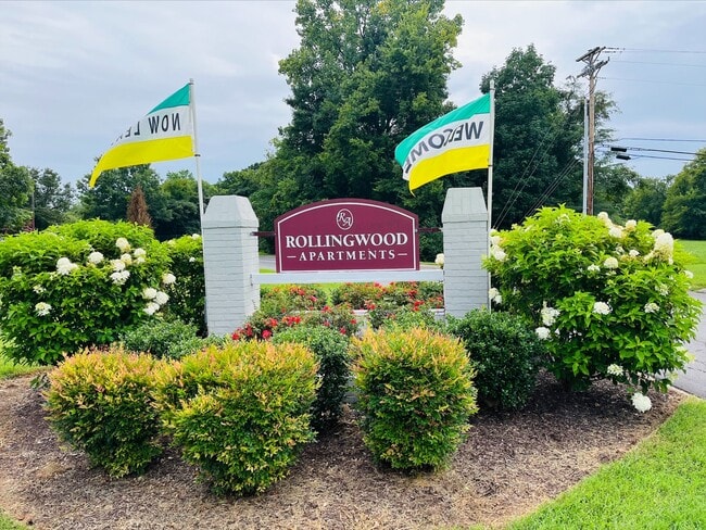 Rollingwood Apartments in Lebanon, TN - Building Photo - Building Photo