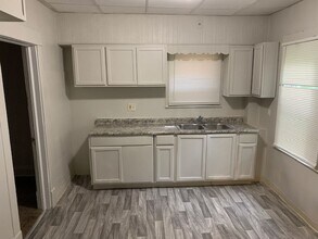 3670 E 142nd St in Cleveland, OH - Building Photo - Building Photo