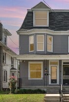 28 N Grant St in Manheim, PA - Building Photo