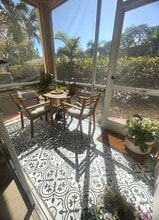 441 SE 10th St, Unit D105 in Dania Beach, FL - Foto de edificio - Building Photo