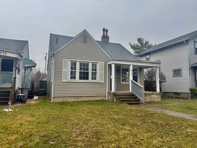 436 Larcomb Ave in Columbus, OH - Foto de edificio - Building Photo