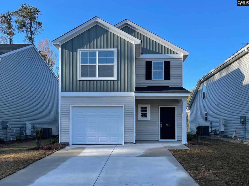 423 Kippen Ln in Lexington, SC - Building Photo