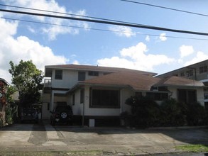 2810 Winam Ave in Honolulu, HI - Building Photo - Building Photo