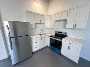 1341 58th Ave-Unit -11 in Oakland, CA - Building Photo - Building Photo