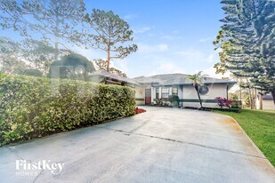 1336 Sapulpa Rd SW in Palm Bay, FL - Building Photo