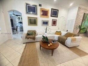 14382 SW 27th St in Miami, FL - Building Photo - Building Photo