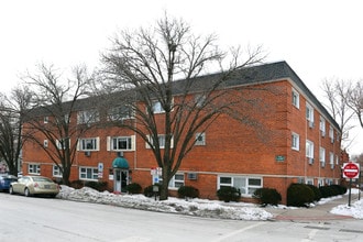 800 Custer Ave in Evanston, IL - Foto de edificio - Building Photo