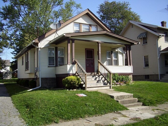 property at 234 E Howard St