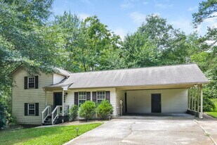 1860 Rainbow Ln in Powder Springs, GA - Building Photo