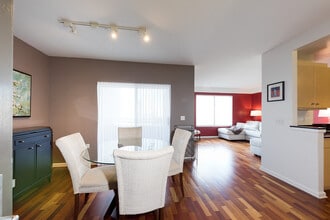 140 S Van Ness Ave, Unit 621 in San Francisco, CA - Building Photo - Building Photo