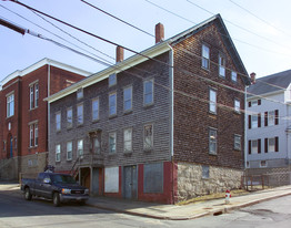 353 Hope St in Fall River, MA - Foto de edificio - Building Photo