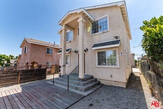 339 Newland St in Los Angeles, CA - Building Photo - Building Photo