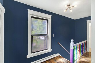 4830 Morse St, Unit 1 in Cincinnati, OH - Foto de edificio - Building Photo