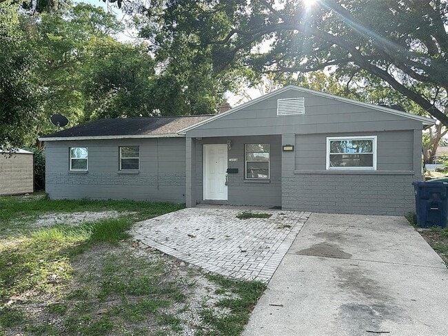 property at 10510 N Otis Ave