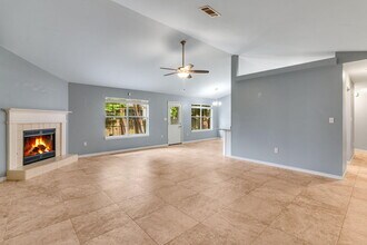 210 S Shore Dr in Destin, FL - Building Photo - Building Photo