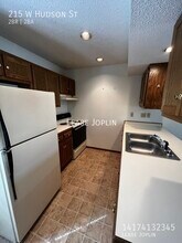 215 W Hudson St in Pittsburg, KS - Building Photo - Building Photo