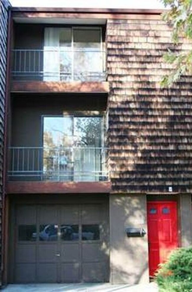 property at 1510 9th St W