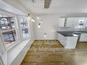 1945 Stoney Meadow Dr in Murfreesboro, TN - Building Photo - Building Photo