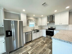 10893 SW 30th Ave in Ocala, FL - Building Photo - Building Photo