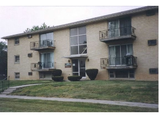 Arbor Village - College in Anderson, IN - Building Photo