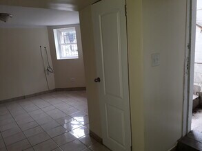 3822 W Monroe St, Unit G in Chicago, IL - Foto de edificio - Building Photo