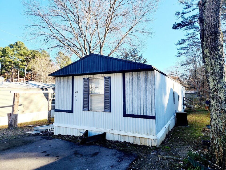 2724 Forest Edge Way in Knoxville, TN - Building Photo