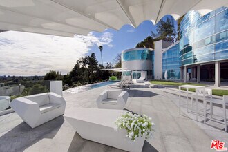 1169 Loma Linda Dr in Beverly Hills, CA - Building Photo - Building Photo