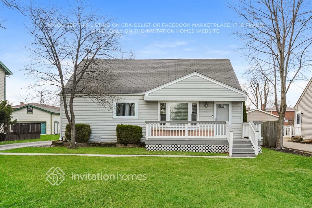 622 E Le Moyne Ave in Lombard, IL - Building Photo