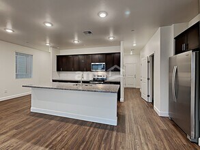 306 Timber Kate Pl in Henderson, NV - Foto de edificio - Building Photo