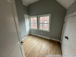 7 Waumbeck St in Boston, MA - Building Photo - Building Photo