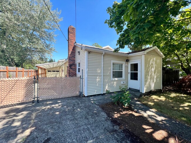 property at 4616 SE 78th Ave