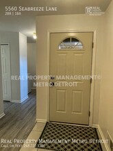 5560 Seabreeze Ln in Sterling Heights, MI - Building Photo - Building Photo