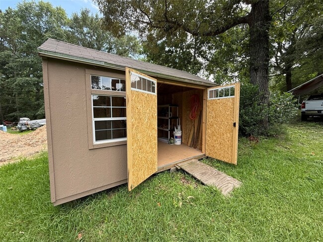 property at 11928 Hairston Dr