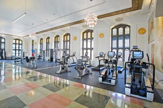 205 W Randolph St, Unit 1106 in Chicago, IL - Building Photo - Building Photo