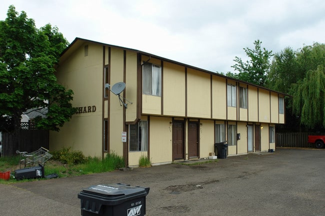 King Richard Apartments in Corvallis, OR - Foto de edificio - Building Photo