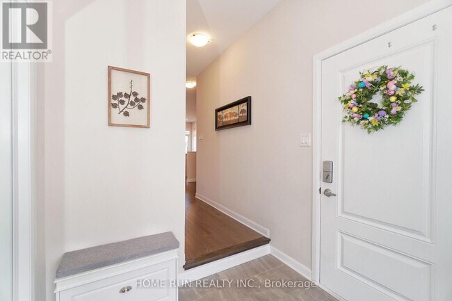 831 Dynasty St in Ottawa, ON - Building Photo - Building Photo