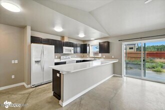 1115 Spring Dr in Wasilla, AK - Building Photo - Building Photo